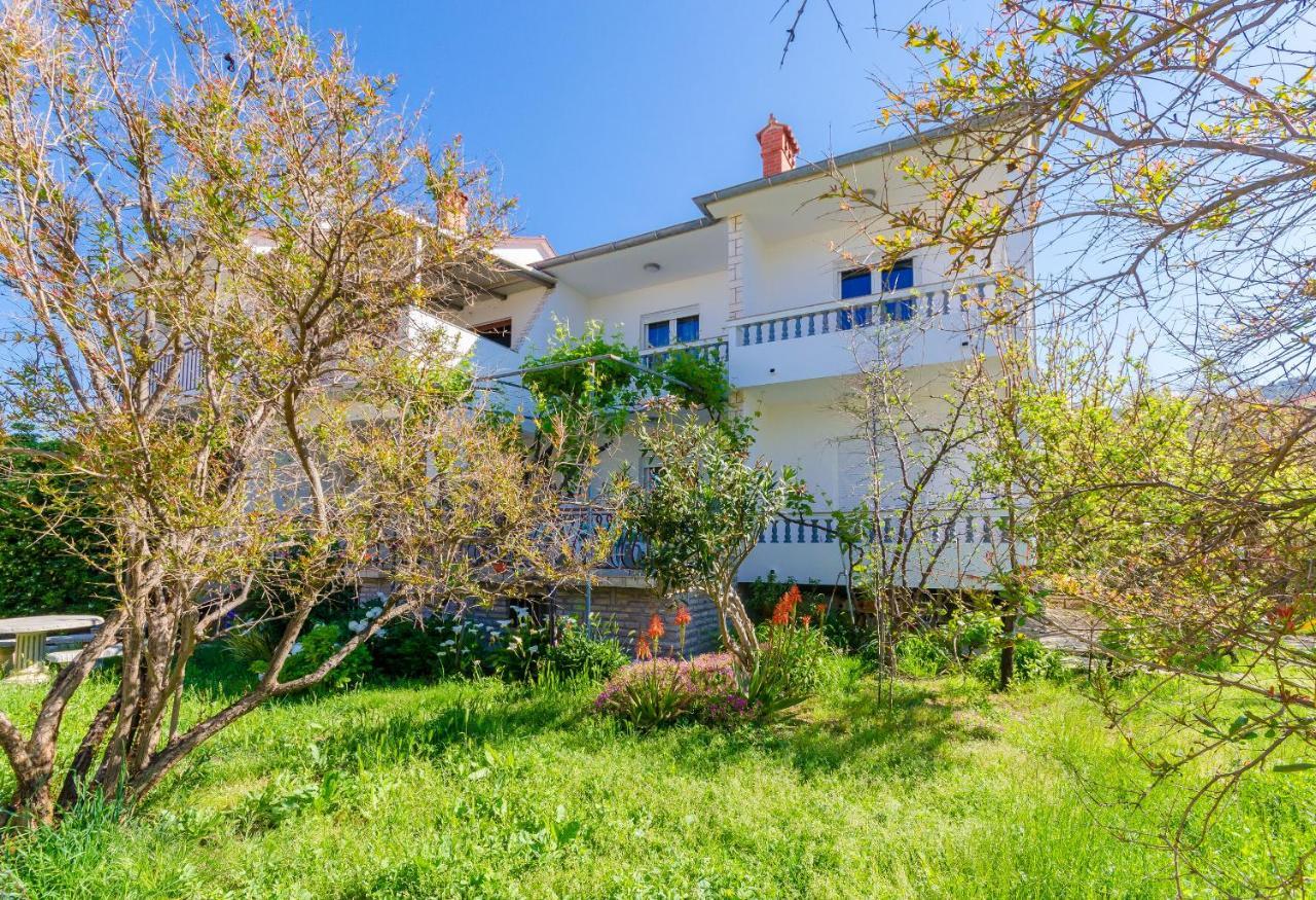 Apartments Slavica R Banjol المظهر الخارجي الصورة