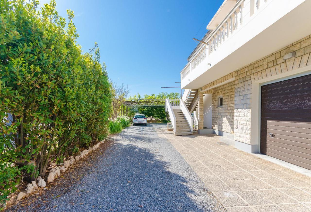 Apartments Slavica R Banjol المظهر الخارجي الصورة