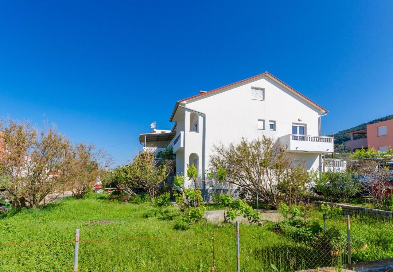 Apartments Slavica R Banjol المظهر الخارجي الصورة