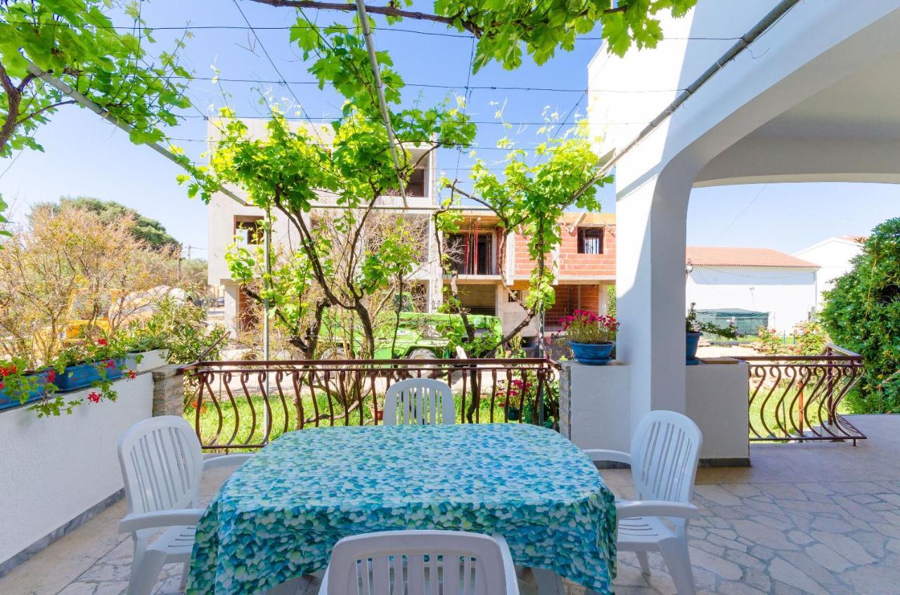 Apartments Slavica R Banjol المظهر الخارجي الصورة