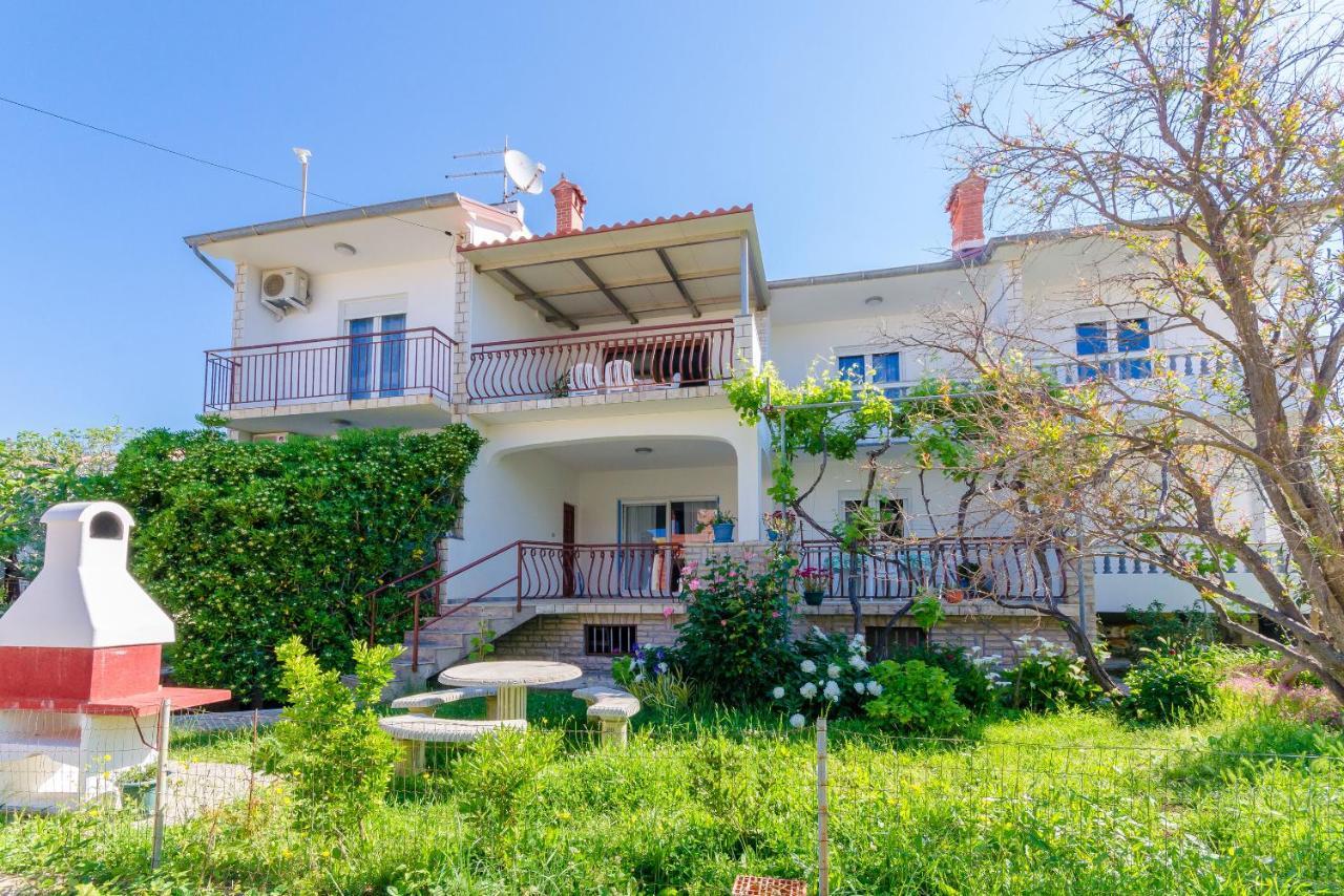Apartments Slavica R Banjol المظهر الخارجي الصورة